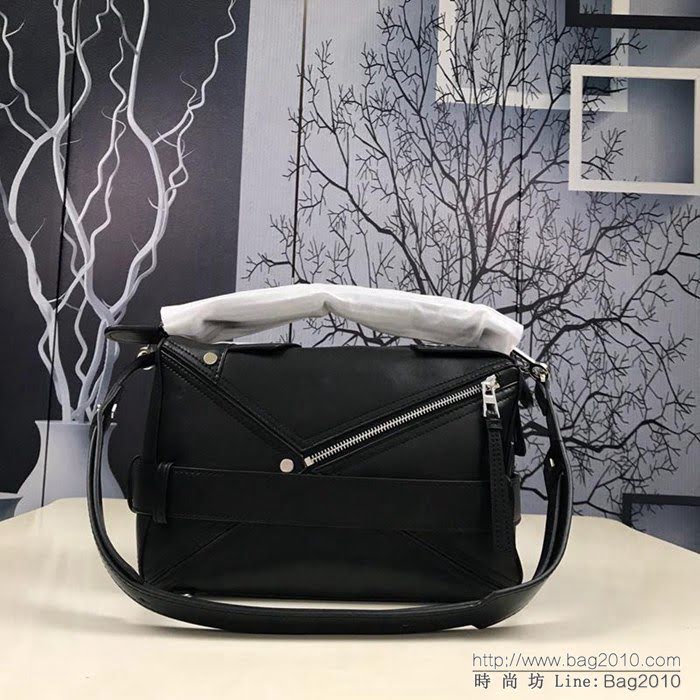 LOEWE羅意威 幾何拼色 原單品質 火遍全世界熱銷款puzzle bag 01137 可折疊 手提肩背斜挎包  jdl1000